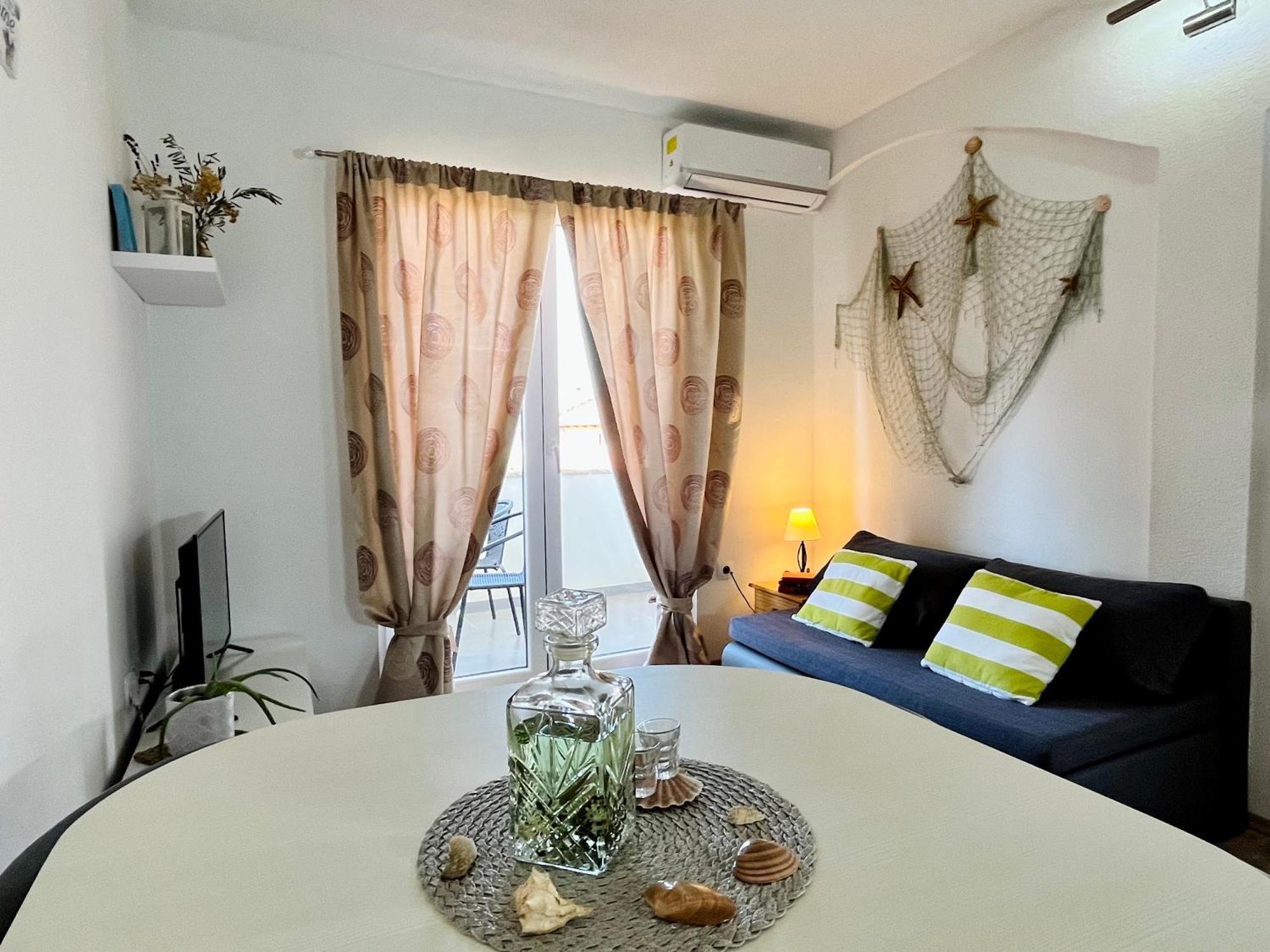 Apartments Stela Gornji Karin Pokój zdjęcie